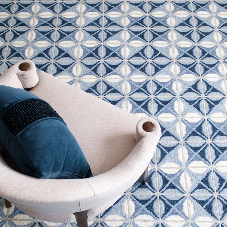 Delphine Hand-Knotted Wool Blue/White Area Rug