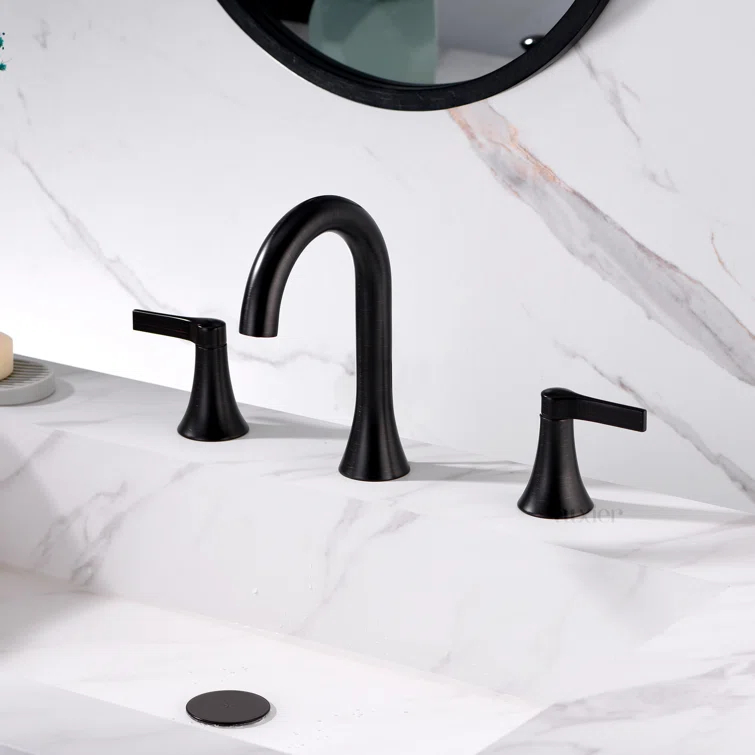 Widespread Bathroom Faucet with Drain Assembly