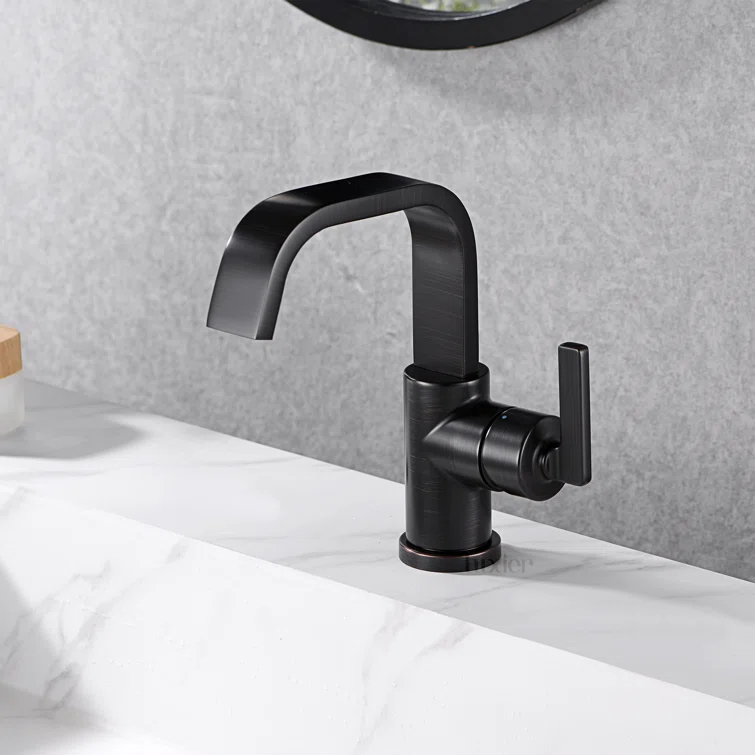Single Hole Bathroom Faucet with Drain Assembly