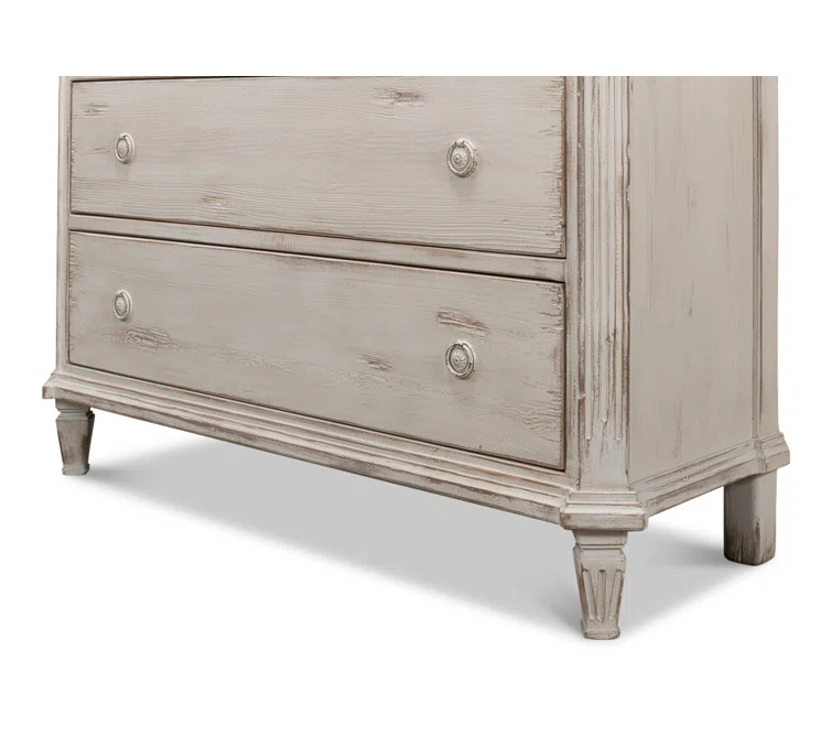 Cyprian Traditional Gray 3-Drawer Dresser