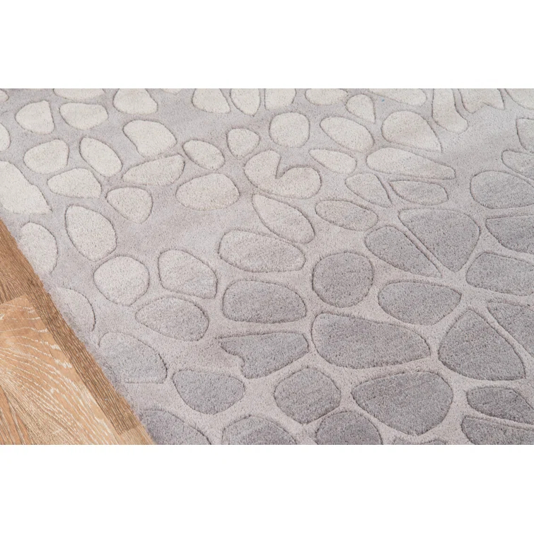Cobos Animal Print Handmade Tufted Wool Silver Area Rug