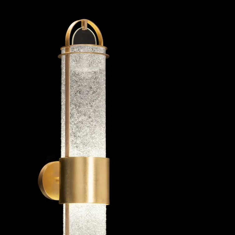 Bond LED Wallchiere