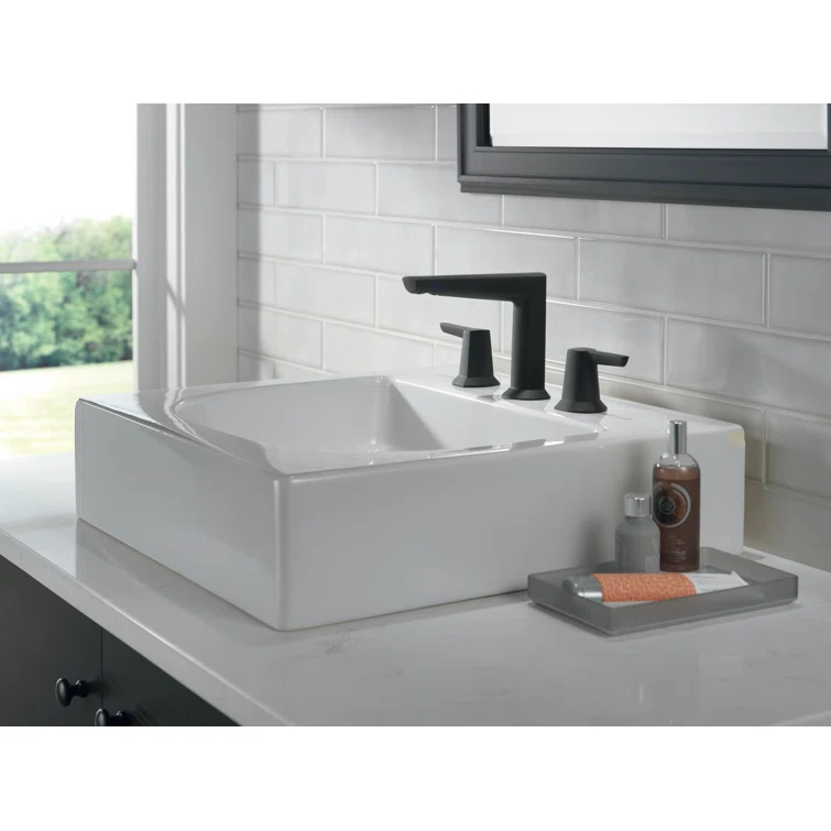 Galeon Single Hole Bathroom Faucet with Drain Assembly