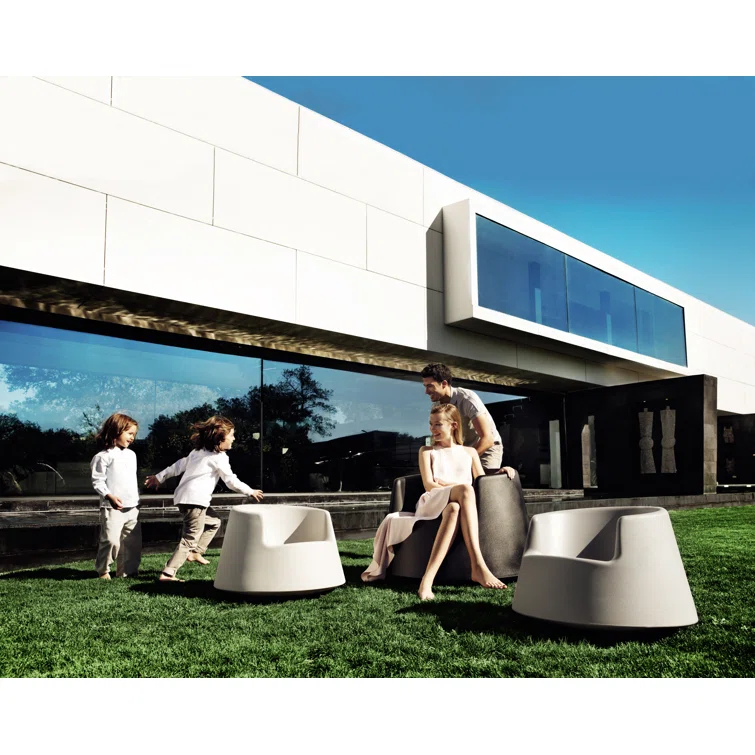 Roulette Patio Chair