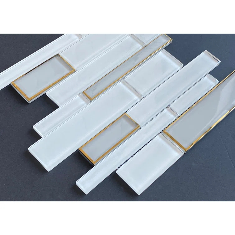 Randow Sized White Glass with Gold Glazed Glass Linear Mosaic Wall Tile