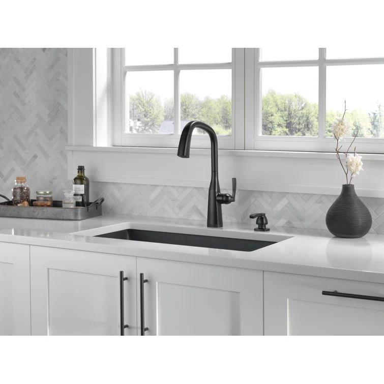 Stryke Pull Down Touchless Single Handle Kitchen Faucet with Delta VoiceIQ Technology and With Accessories