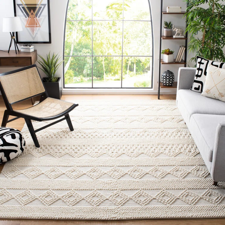 Natura Hand Woven 60% Wool And 40% Cotton Geometric Rug
