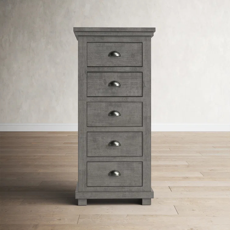 Wolferstorn 5 - Drawer Dresser