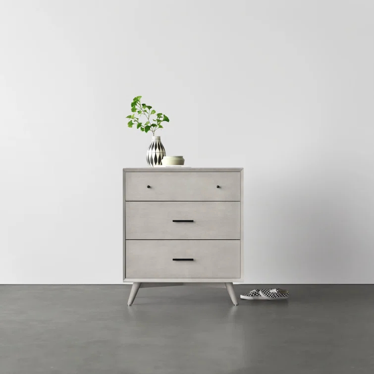 Williams 3 - Drawer Chest