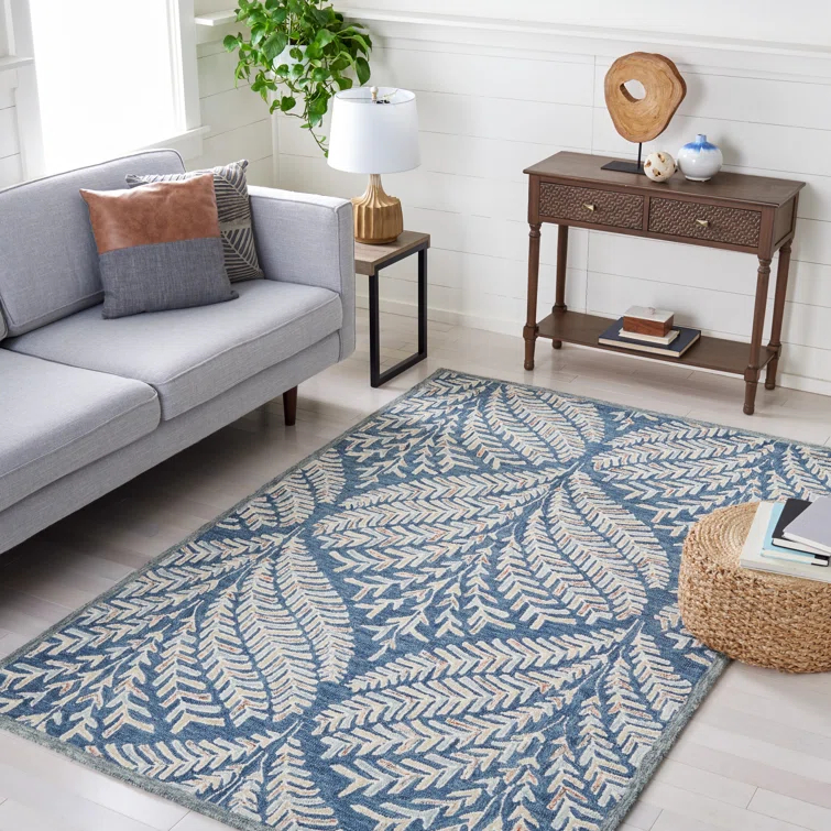 Chaithra Hand Tufted Wool Floral Rug