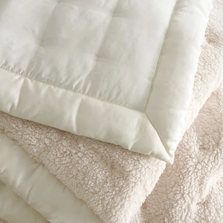 Marshmallow Fleece Grey Puff