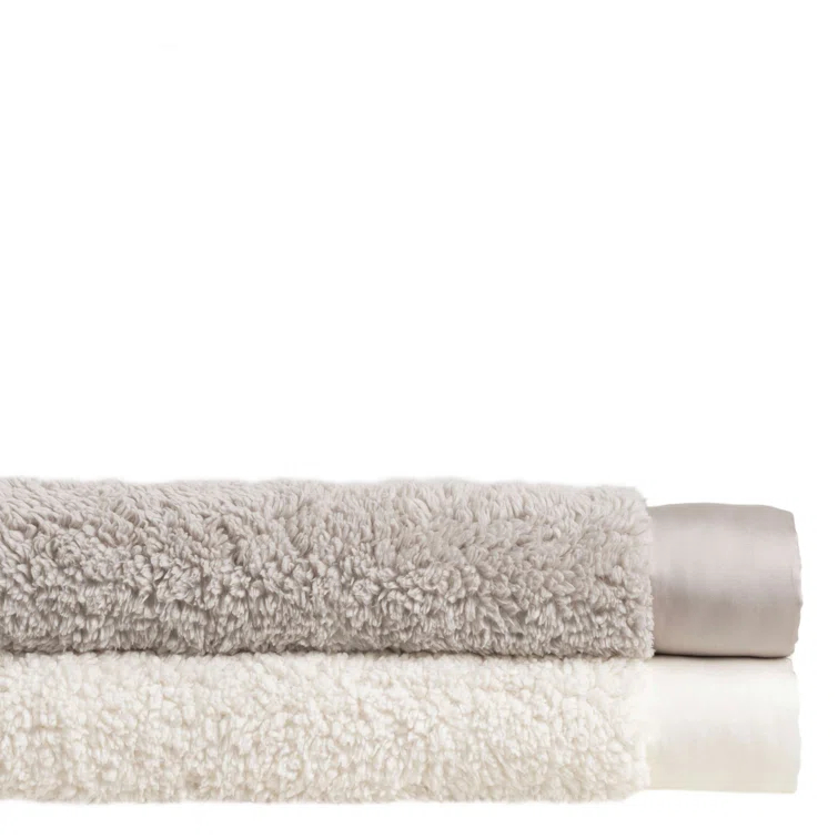 Marshmallow Fleece Grey Puff