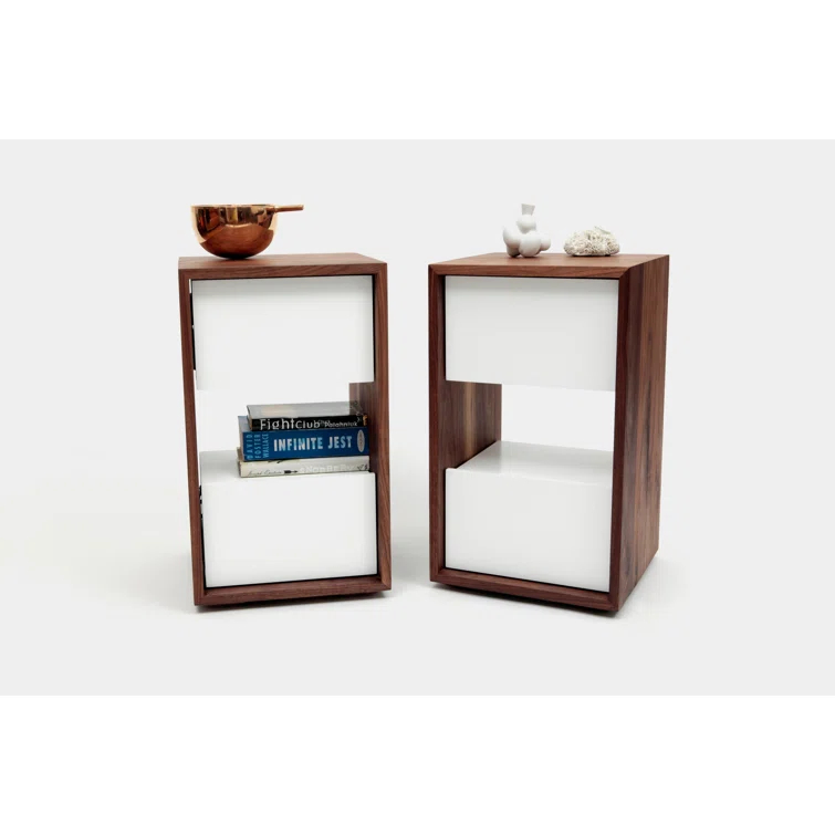 THN 14'' W Solid Wood Nightstand
