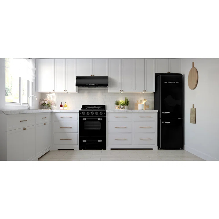 Classic Retro 24" 500 CFM Ducted Under Cabinet Range Hood with Stainless Steel Baffles and Light