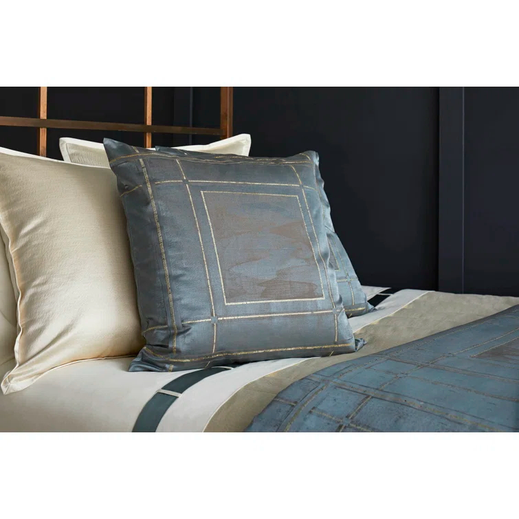 Frame Padded Throw
