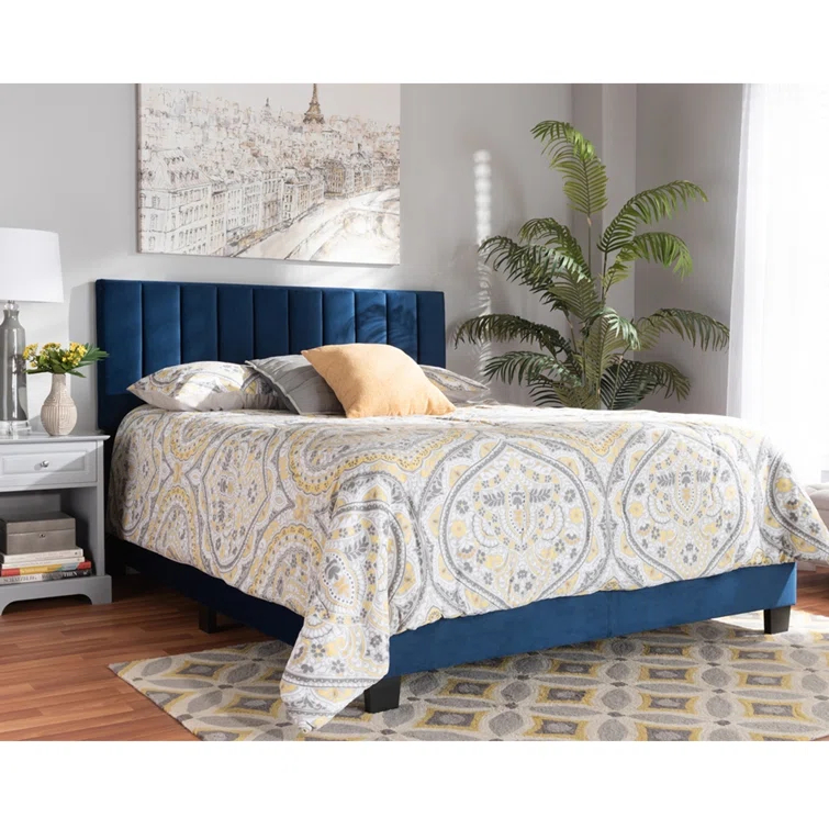 Sauceda Upholstered Sleigh Bed
