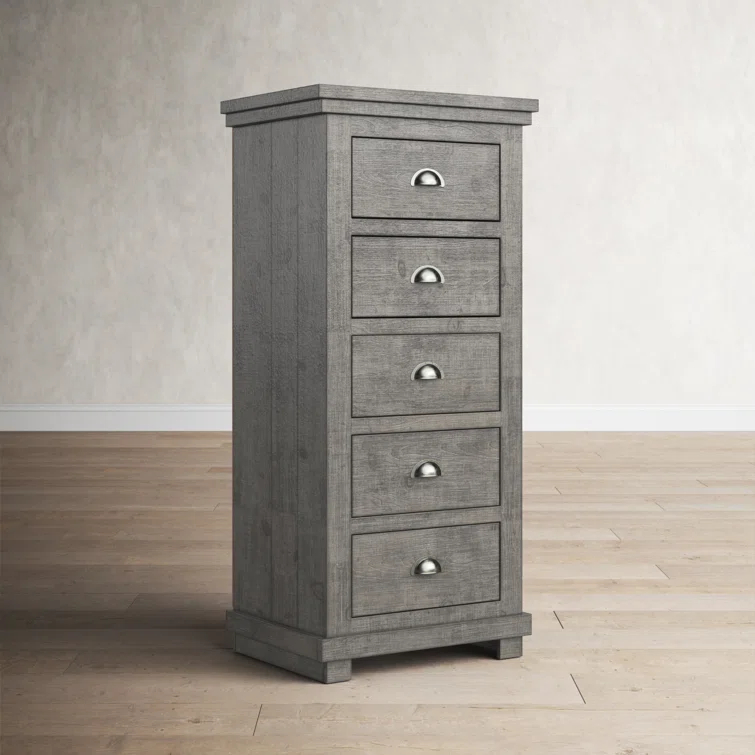 Wolferstorn 5 - Drawer Dresser