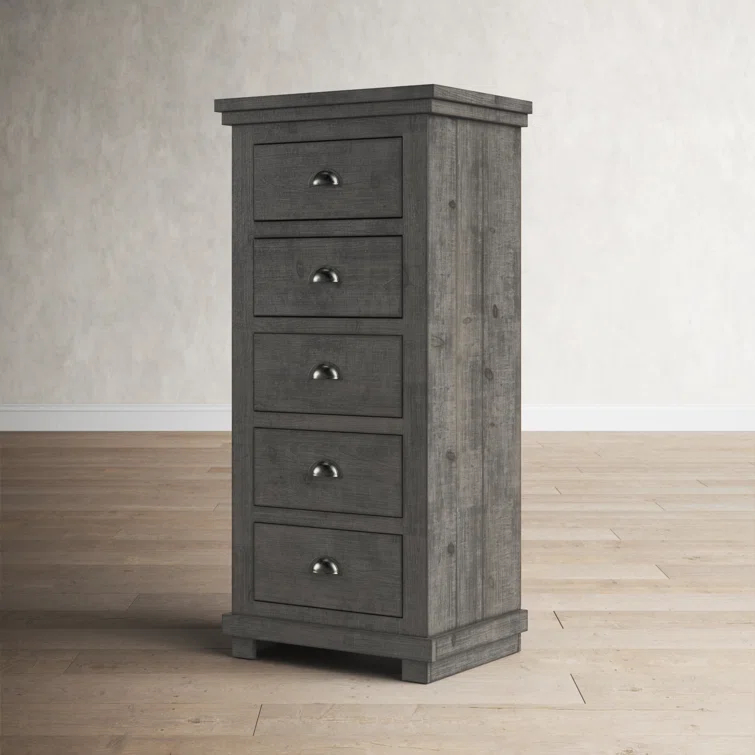 Wolferstorn 5 - Drawer Dresser