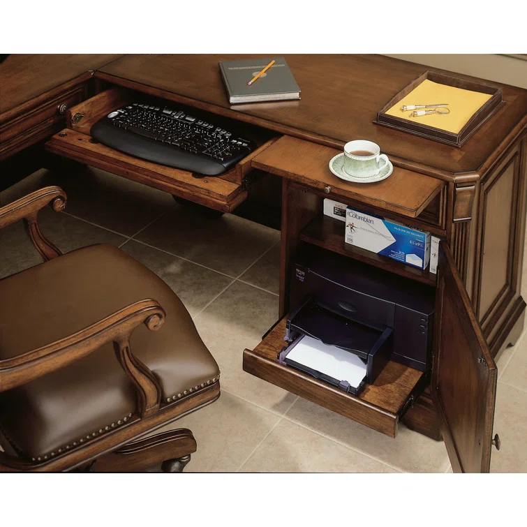 Brookhaven 30.5'' H x 68.25'' W No Desk Return