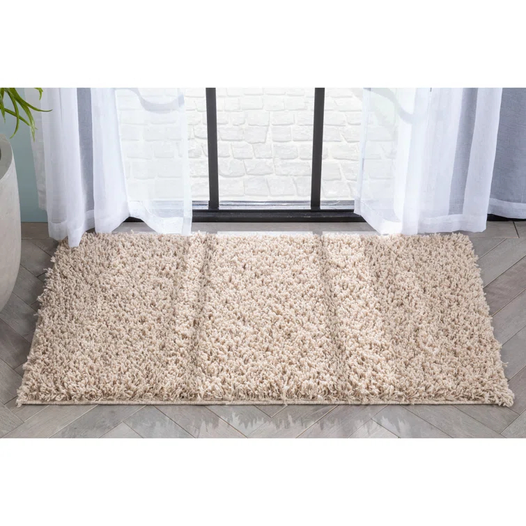 Berte Modern Solid Beige Textured Shag Rug