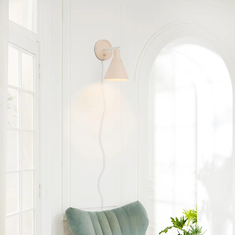 Tristan Aluminum Armed Sconce