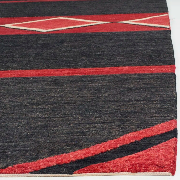 Blackridge Hand-Knotted Wool and Cotton 8' x 10' Area Rug