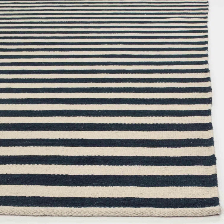 Cinder Stripe 4' x 6' Wool Flat Woven Rug