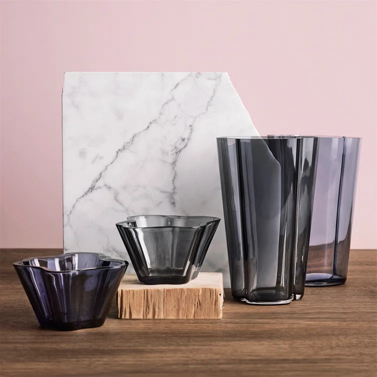 Aalto 8.66" Glass Table Vase
