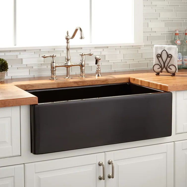 33" Grigham Fireclay Farmhouse Sink