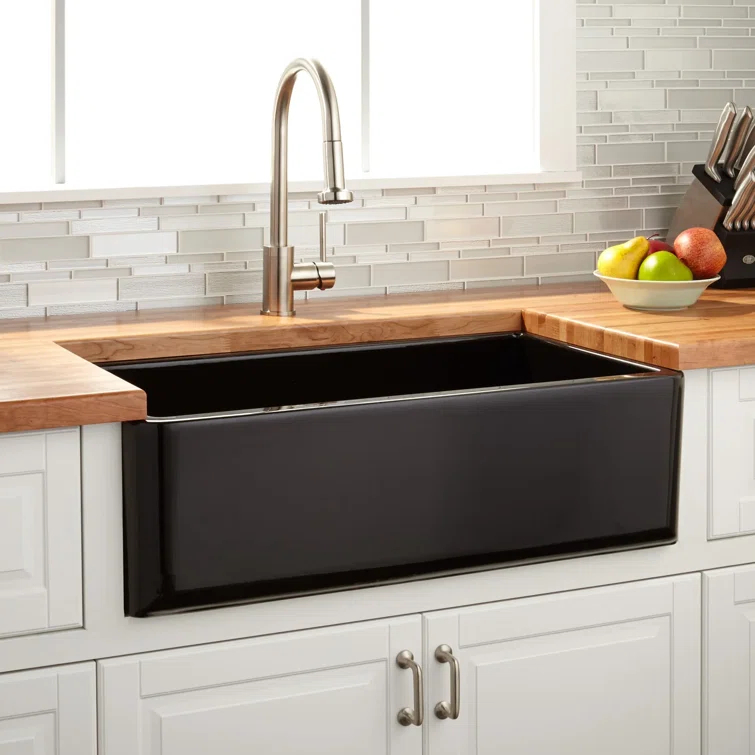 33" Grigham Fireclay Farmhouse Sink