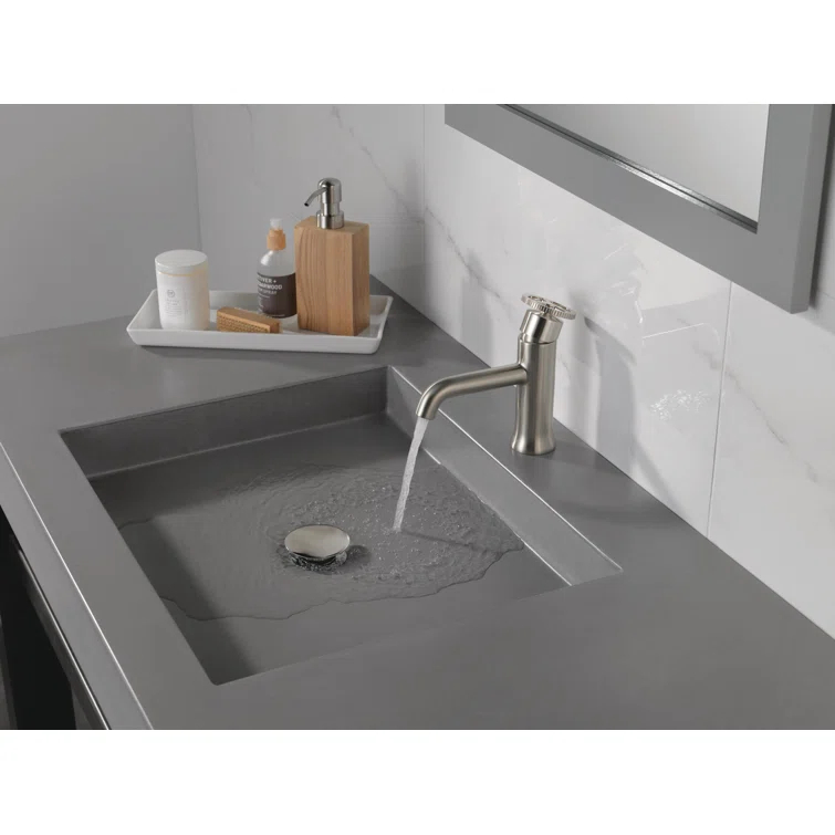 Trinsic Single Hole Bathroom Faucet with Wheel Handle, Single Handle Bathroom Sink Faucet