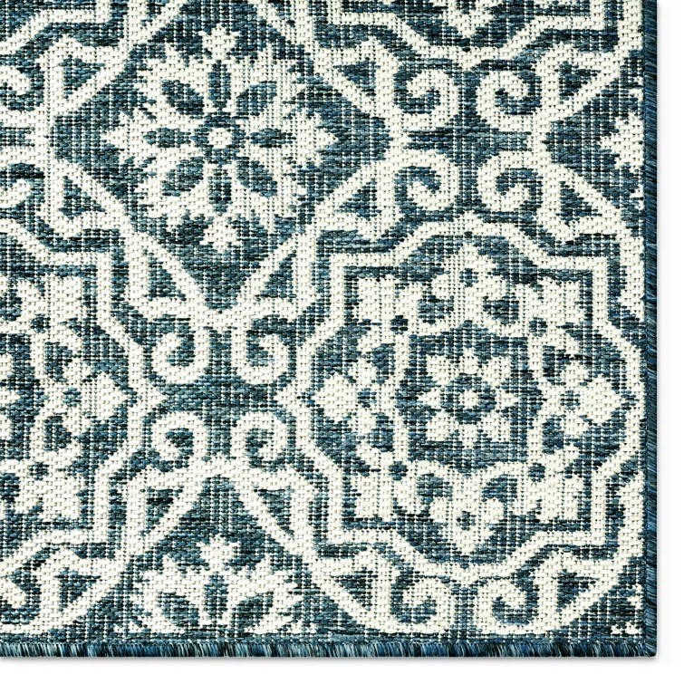 NICOLE MILLER NEW YORK Patio Country Danica Geometric Indoor/Outdoor Area Rug, Blue/White