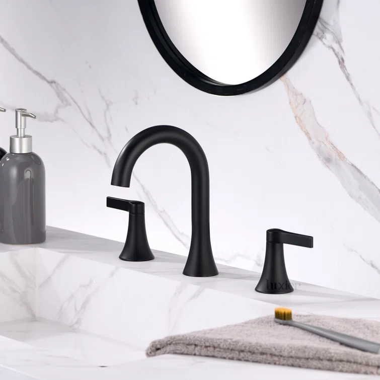 Widespread Bathroom Faucet with Drain Assembly