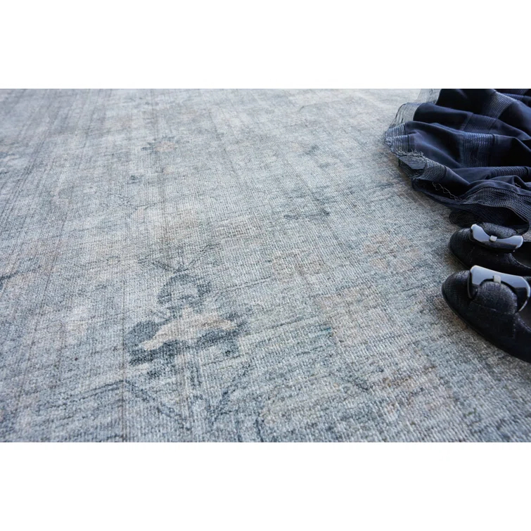 Cambridge Oriental Hand-Loomed Blue Area Rug