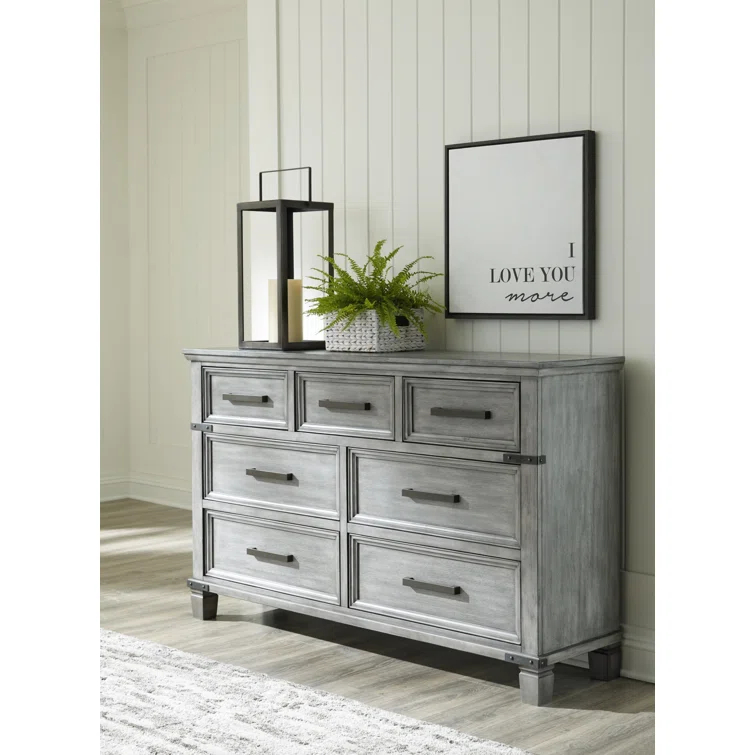 Charnesha 66'' W 7 - Drawer Dresser