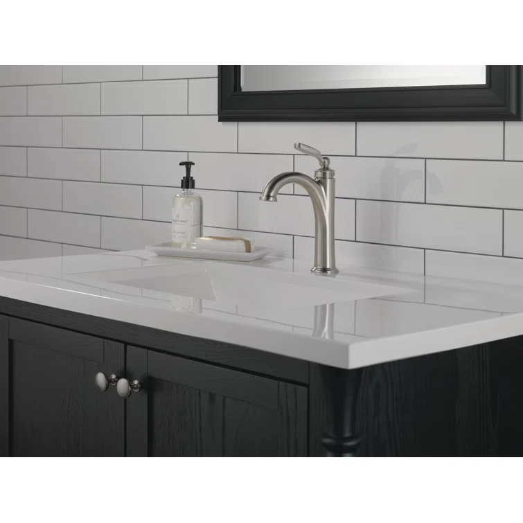 Woodhurst Single Hole Bathroom Faucet with Drain Assembly