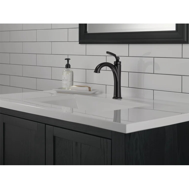 Woodhurst Single Hole Bathroom Faucet with Drain Assembly
