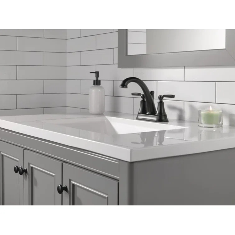 Centerset Bathroom Faucet with Drain Assembly
