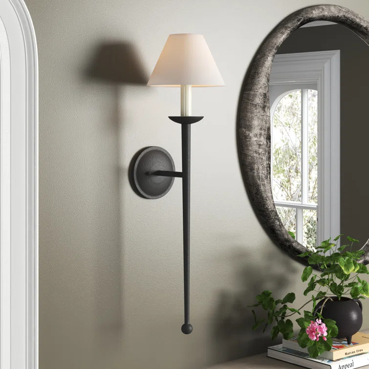Lovato Single Light Iron Dimmable Wallchiere