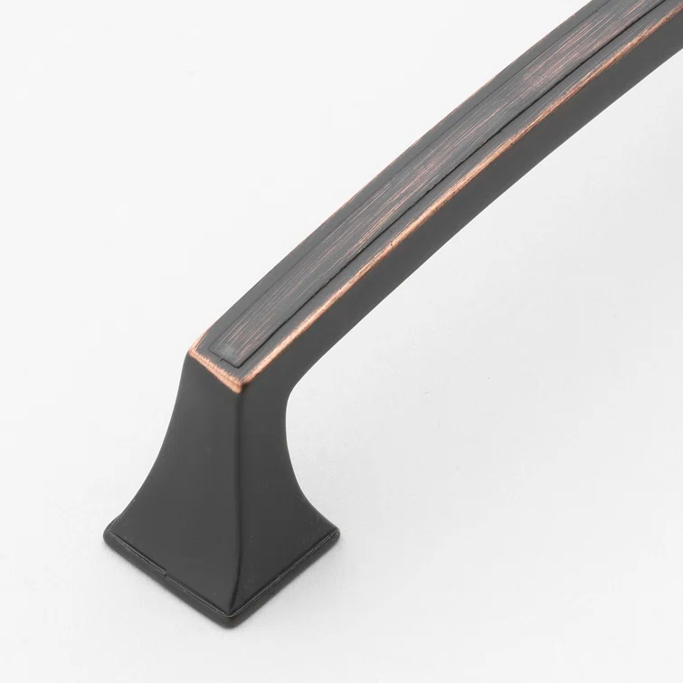 Deco Center to Center Arch Pull
