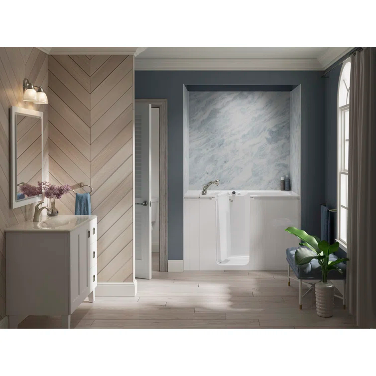 Alteo Single Hole Bathroom Faucet with Drain Assembly
