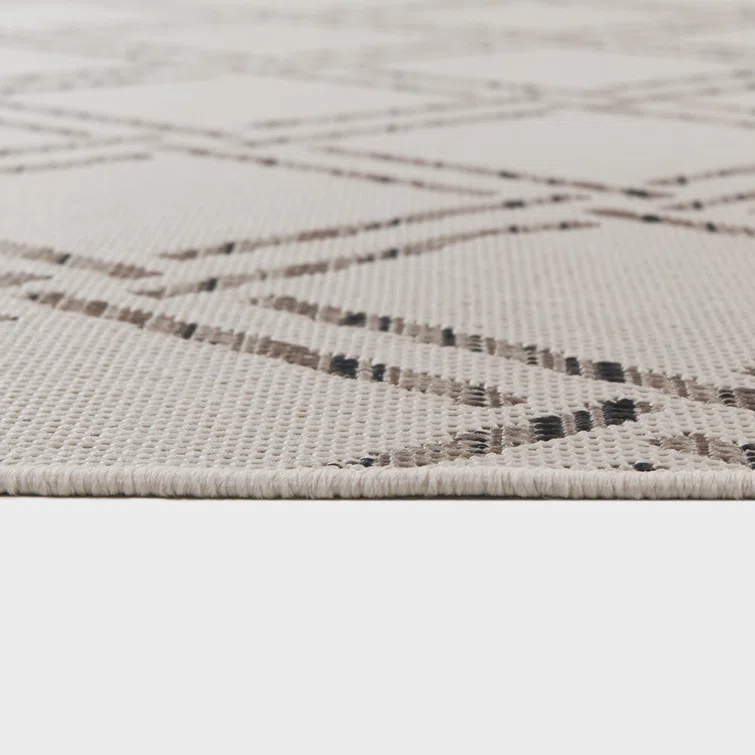 Cream Indoor/Outdoor Rug
