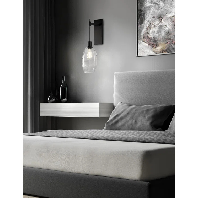 Ellisse Armed Sconce