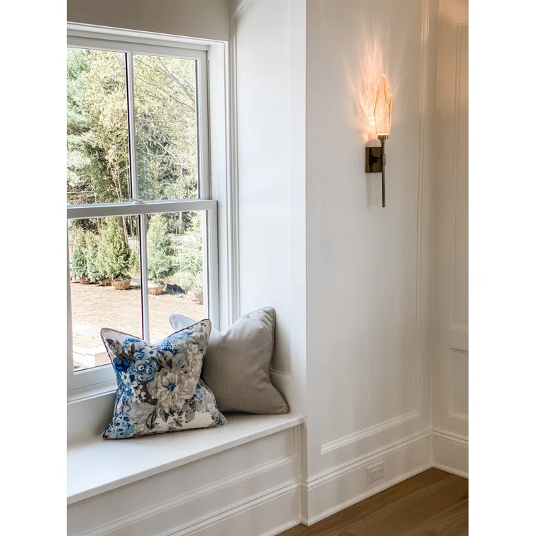 Rock Crystal LED Wallchiere