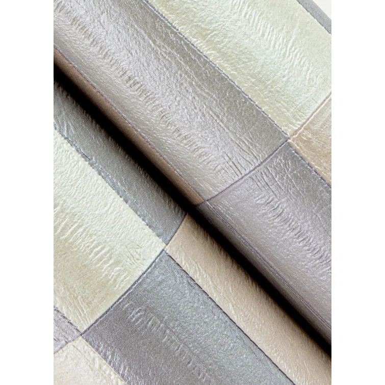Dermot Striped Roll