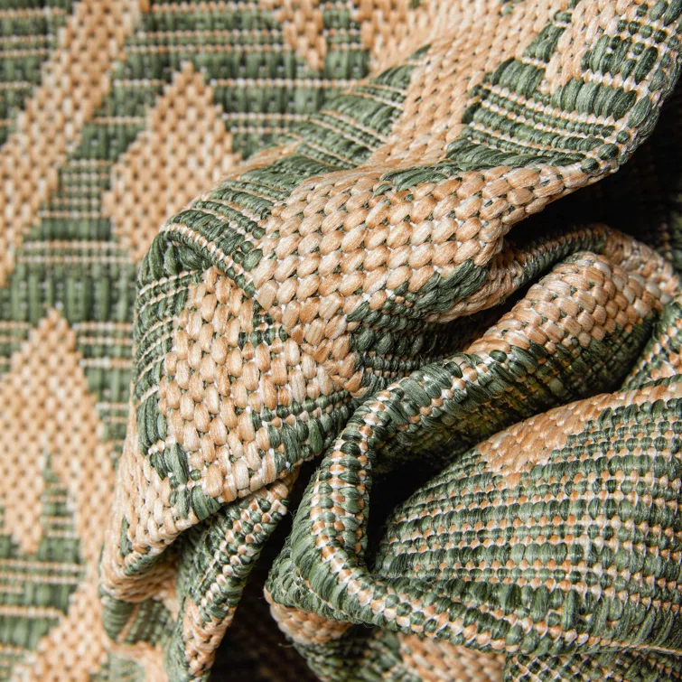 Well Woven Cascade Diamond Pattern Indoor/Outdoor Green Flat-Weave Rug