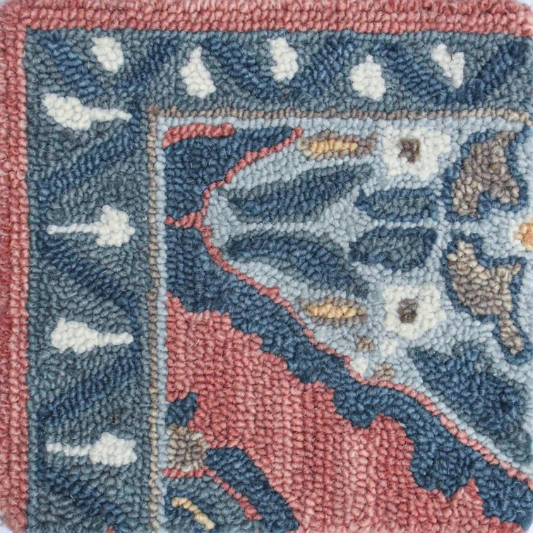 Vintage Glory Hand Hooked Wool Rug in Blue/Faded Red/Cream