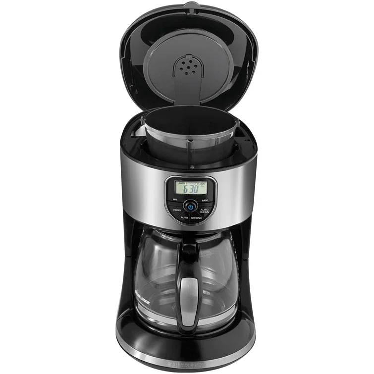 Black And Decker 12 Cup Programmable Coffeemaker In Black And Silver