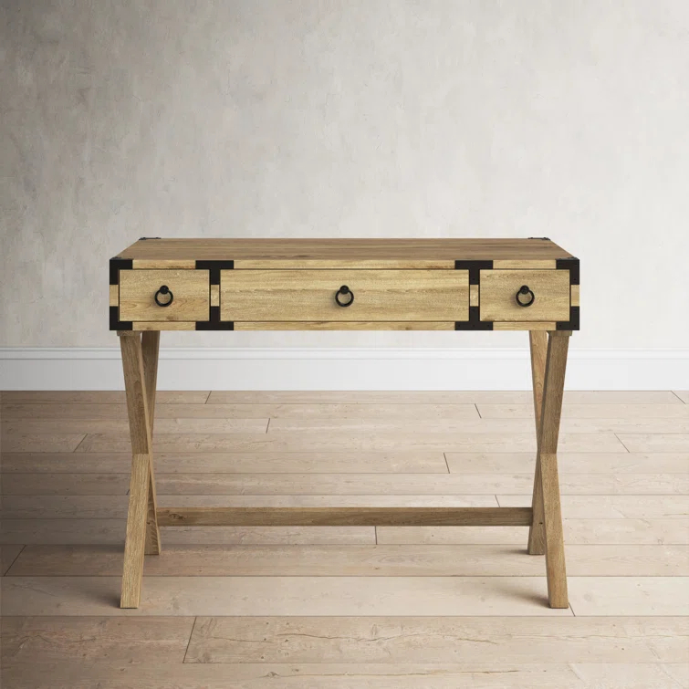 Aerilyn Desk