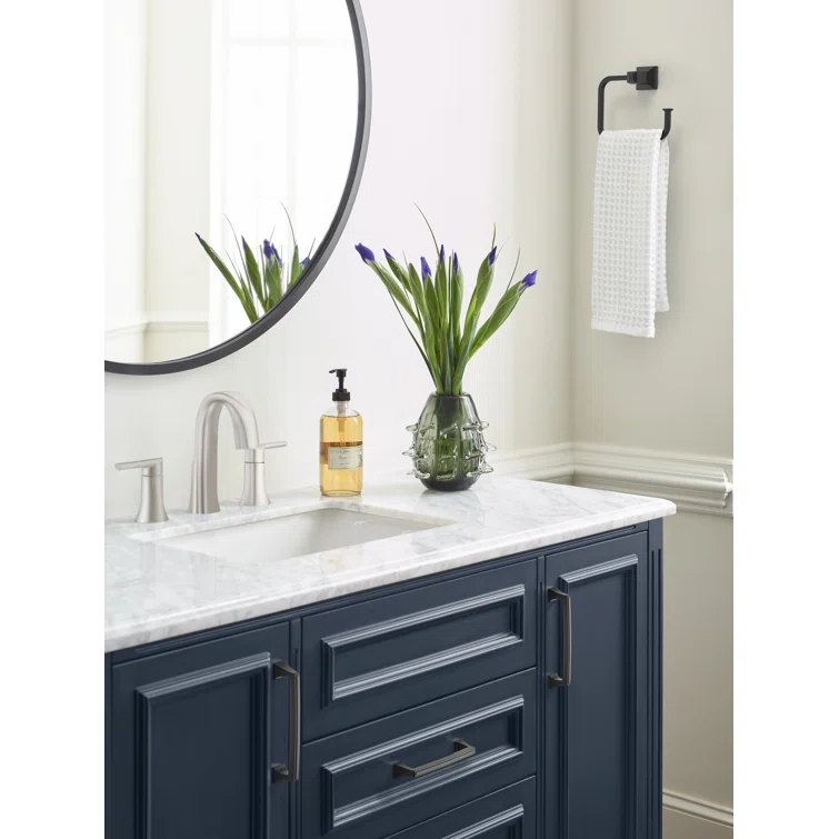 Mulholland Towel Ring